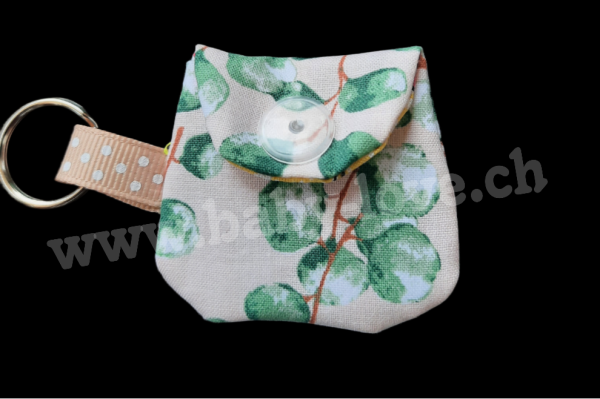 Chiptäschli Eucalyptus grün auf beige
